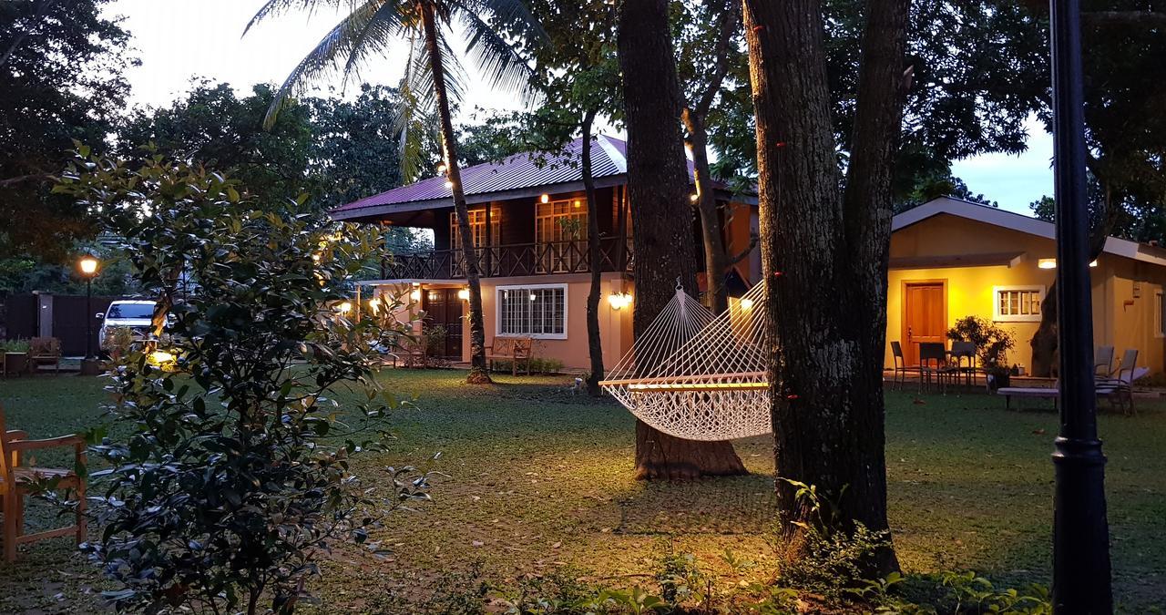 Stay Amare Villa Maria 1 Bacolod Bagian luar foto
