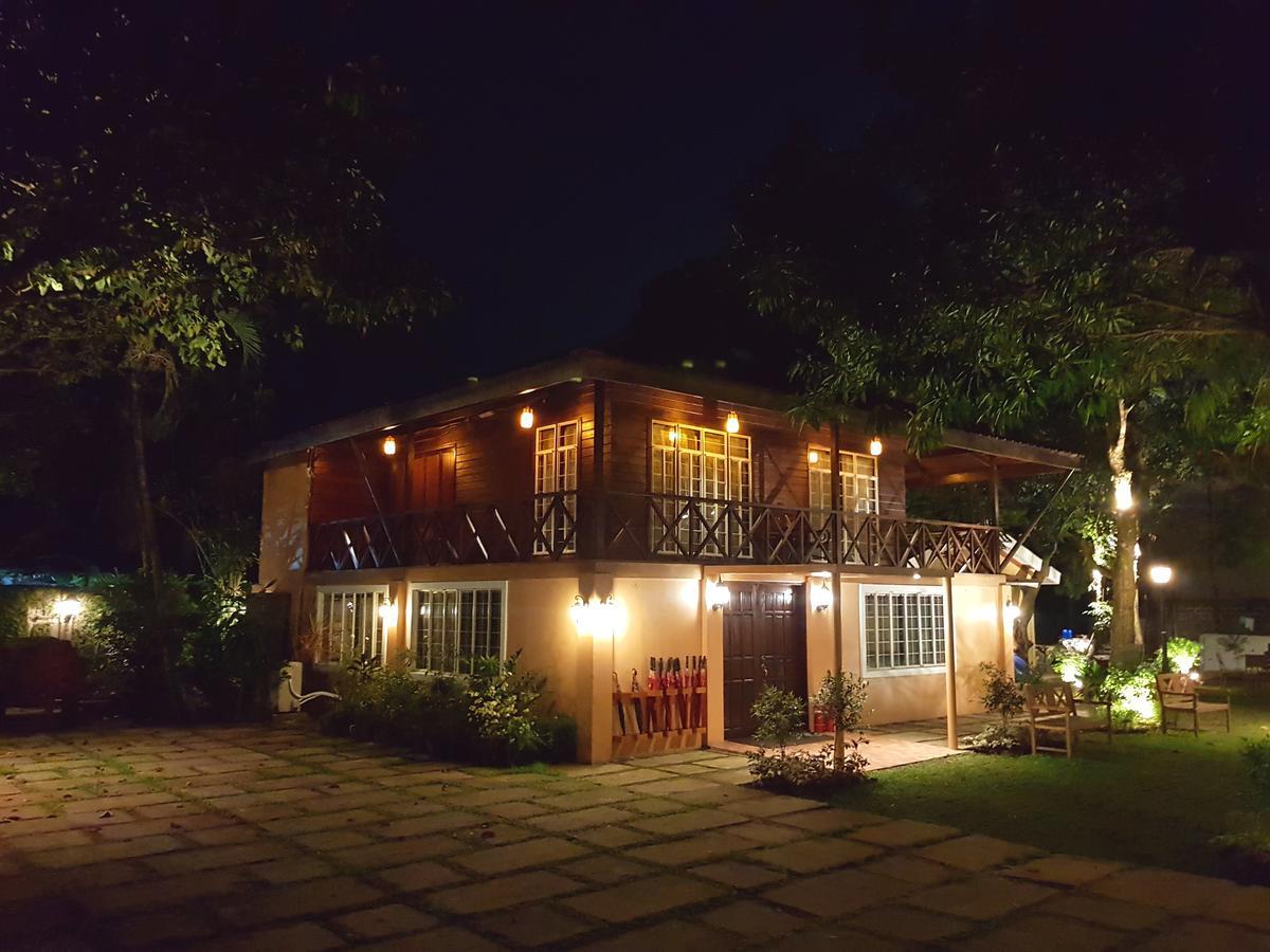 Stay Amare Villa Maria 1 Bacolod Bagian luar foto