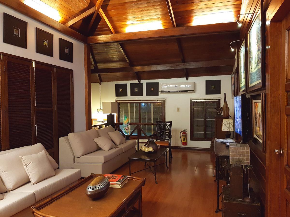 Stay Amare Villa Maria 1 Bacolod Bagian luar foto
