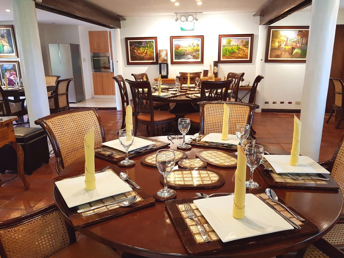Stay Amare Villa Maria 1 Bacolod Bagian luar foto