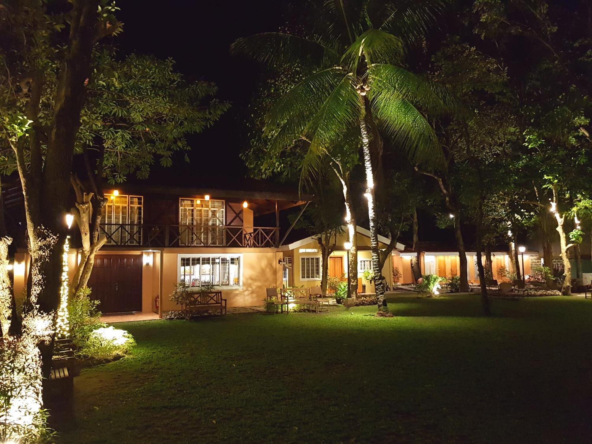 Stay Amare Villa Maria 1 Bacolod Bagian luar foto